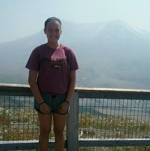 Meet your Posher, Faith